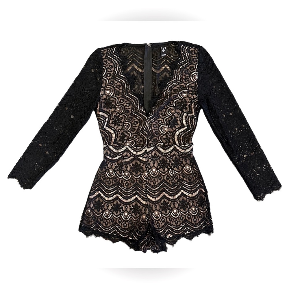 Windsor Black Lace Long Sleeve Romper Zipper Back Women’s Size XS Nude Lined